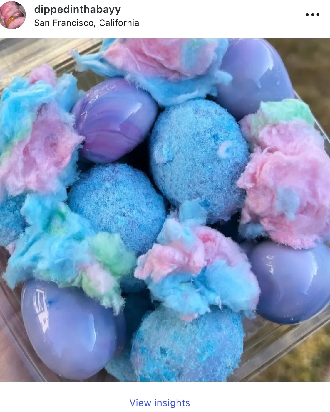 Cotton candy grapes w/ cotton candy ( serves 1-2)