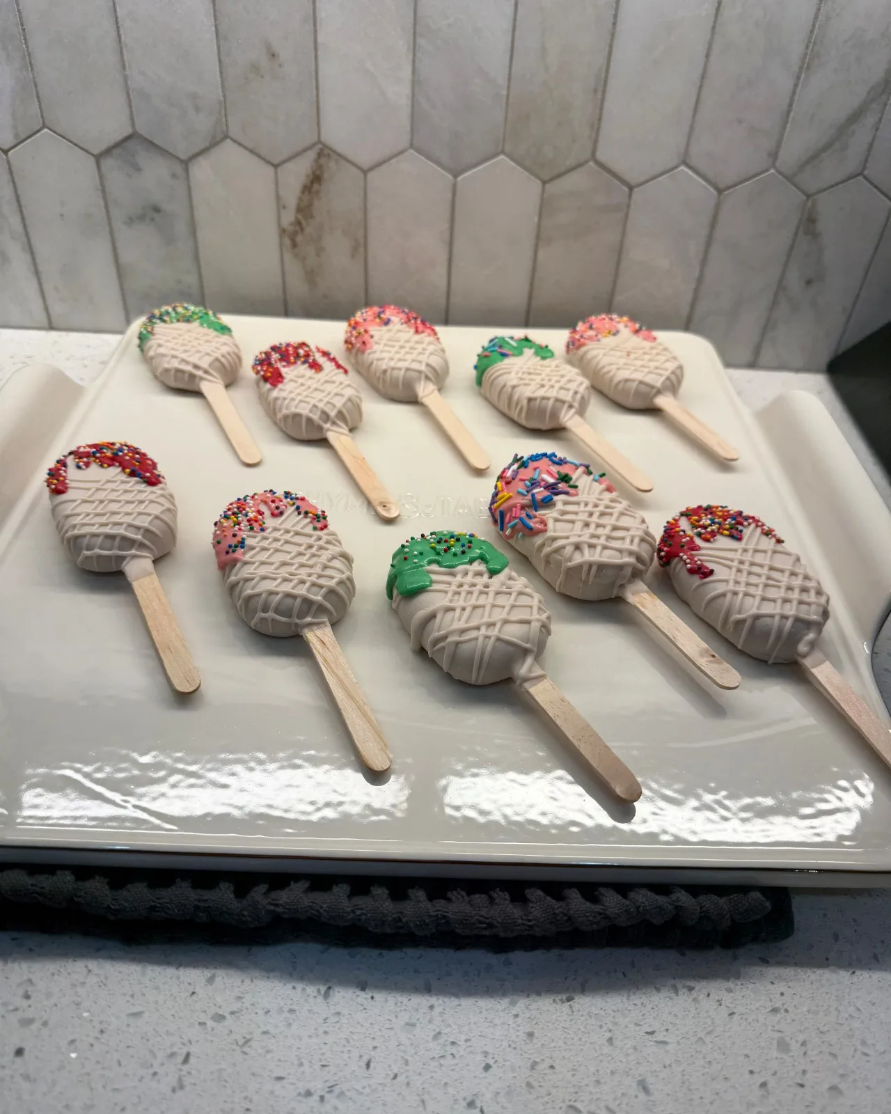 Vanilla or Chocolate Ice Cream Theme Cakesicles (copy)